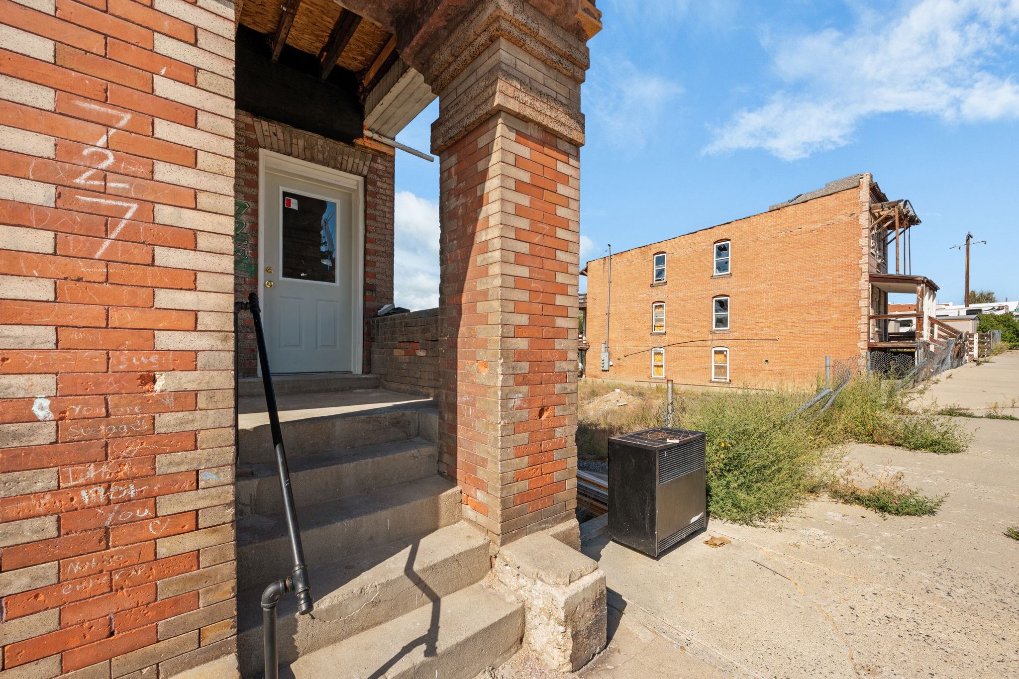 Property thumbnail image